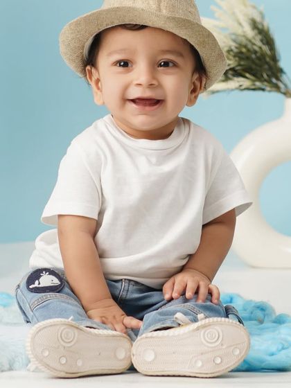 First Birthday & Cake Smash photo 14