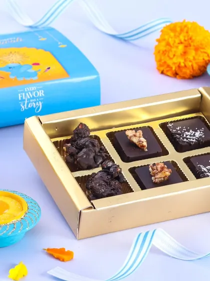 A simple yet elegant Diwali gift box with an assortment of our sugar-free chocolate treats. Perfect for guilt-free indulgence during the festival of lights.