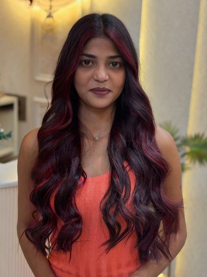 Another look at the stunning red wine colour. The soft waves show off the multi-dimensional shades within the colour.