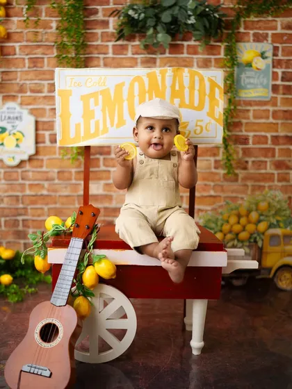 When life gives you lemons, you make the cutest pictures. This lemonade stand theme is full of bright colors and playful opportunities.