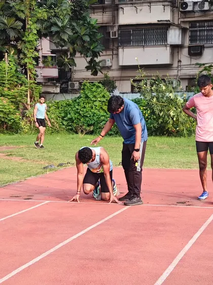 Observing and correcting the starting form to build muscle memory and perfect technique.