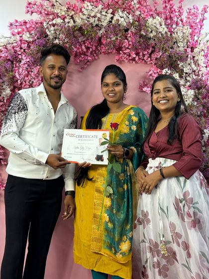 It was wonderful to teach such a dedicated group of artists in my Pune masterclass.