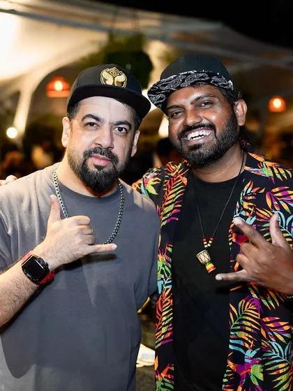Posing with the percussionist at the JW Marriott sundowner. I often collaborate with live musicians to add an extra layer of energy to my sets.