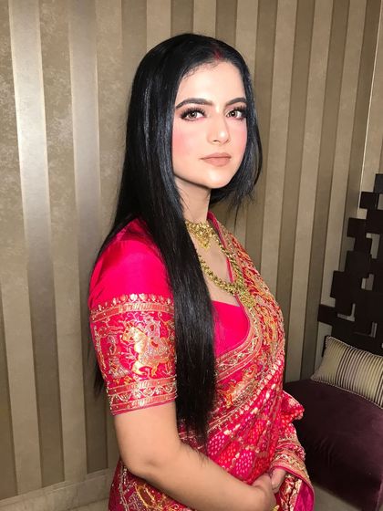 Elegant Looks for Family & Friends photo 7