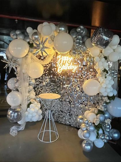 Chic Celebrations for Adults photo 32