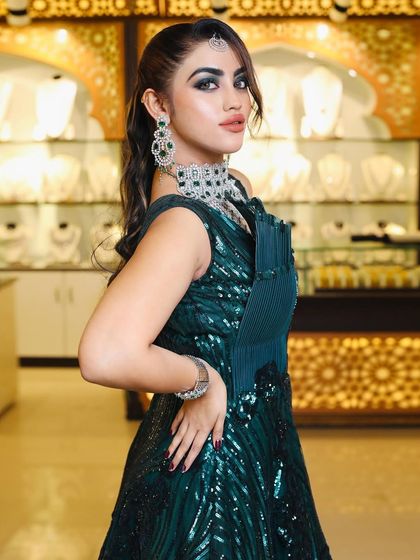A high-fashion look I created for a jewellery shoot. The dramatic green smokey eye and diamond jewellery showcase a more editorial style of makeup.