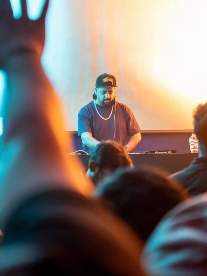 Nash - Club & Event DJ Services Bringing The Hype to College Fests photo 18