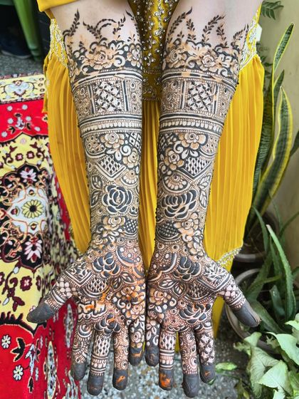 Ghazala - Mehndi Classes Advanced Bridal & Intricate Designs photo 12