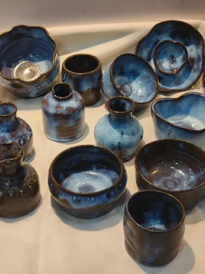 A stunning collection of finished terracotta pieces, transformed by a brilliant blue glaze. We teach you how to work with different materials and glazes to achieve professional, eye-catching results you never thought possible.