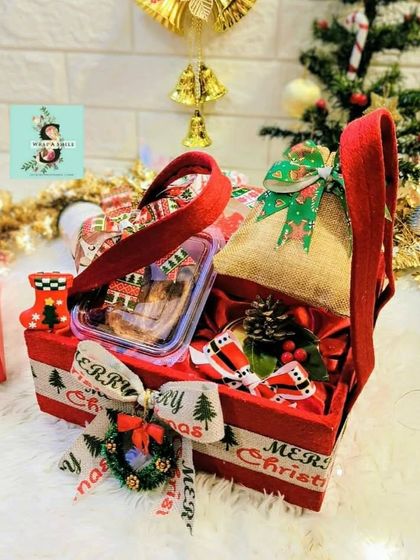 Christmas & Holiday Gifting photo 4