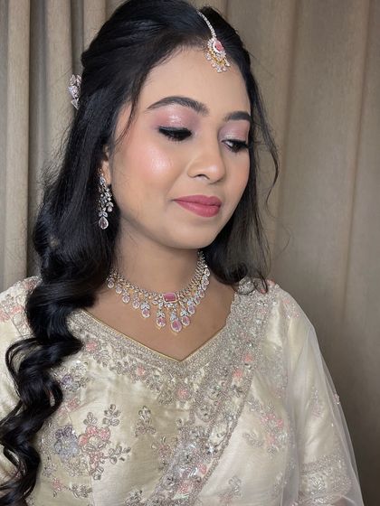 Soft Glam for Engagements photo 48