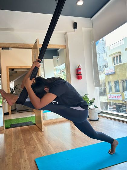 Hamsa Yoga - Personal Yoga Training Aerial Yoga: Defy Gravity, Find Freedom photo 3