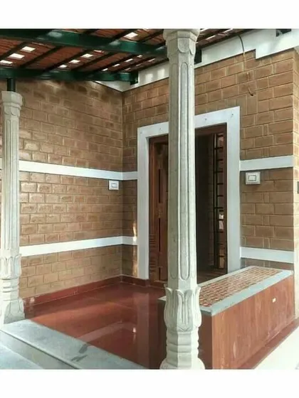 A duplicate of the verandah with stone pillars.