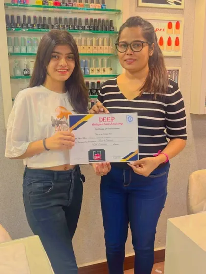 Congratulations to my dear student Janvi on her graduation. She is now a fully certified nail technician.