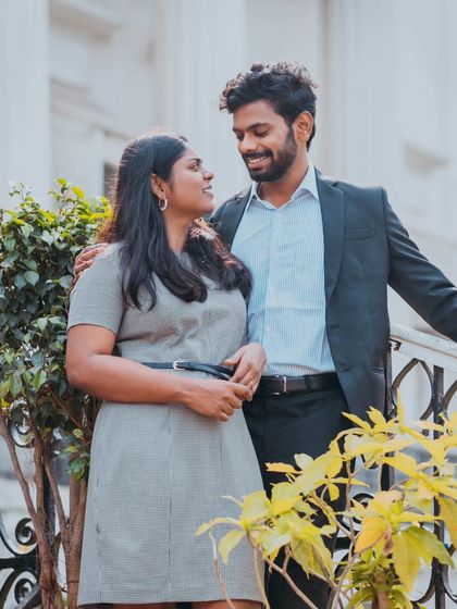 A relaxed portrait of a couple in a casual embrace, perfect for capturing their authentic personalities.
