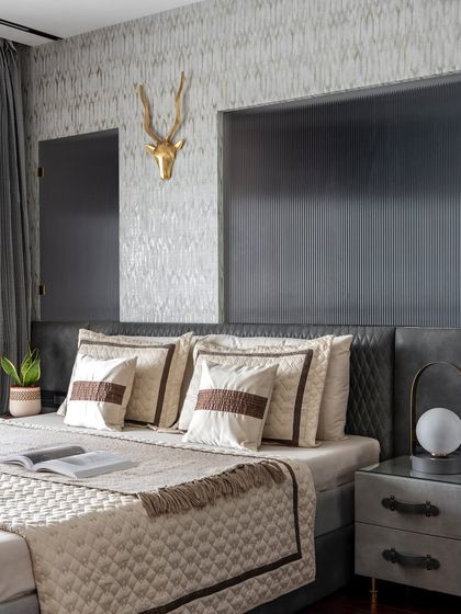 Bedrooms: Sanctuaries for Rest photo 3