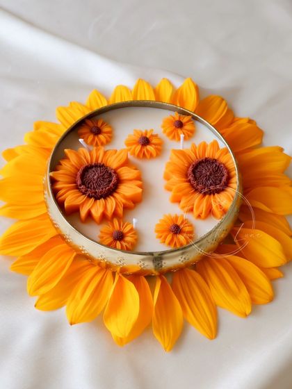 Over The Lune Studio - Custom Event Favors & Bulk Gifting Floral Candles: Urlis, Jars & More photo 34