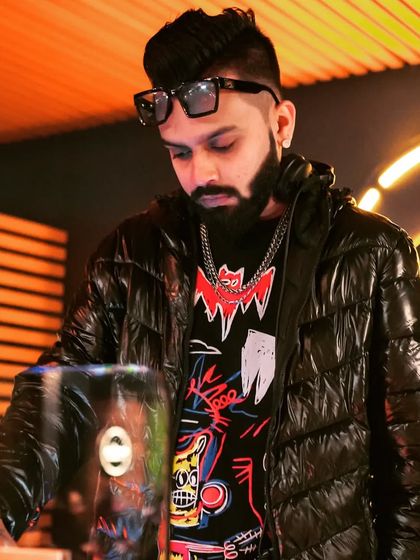 Stress less and enjoy the best. A cool shot of me at Drunken Daddy, ready to kick off a great night.