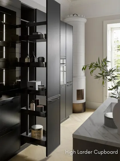 A high larder cupboard with a tandem swivel pull-out. As you open the door, the rear shelves automatically move forward, giving you a clear view and easy access to all your pantry items.
