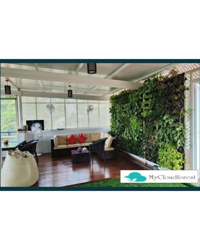 Vertical Gardens & Green Walls