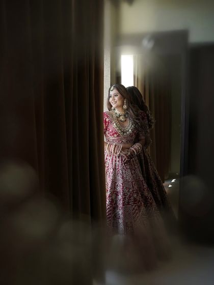 Regal Wedding Day Looks photo 15