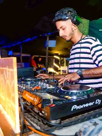 Vibes at Cafe Mambo photo 20
