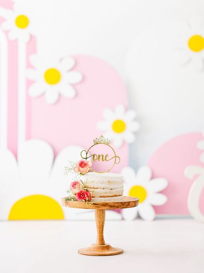 Just the cake, waiting for its moment. I pay attention to every detail, including a beautifully styled shot of the birthday cake itself before the smashing begins.