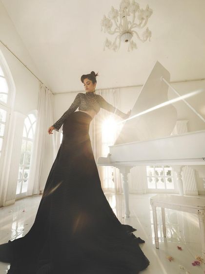 Editorial & High Fashion photo 7