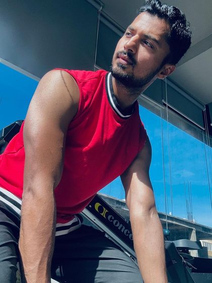 Wake up. Work out. Conquer. Taking a moment to rest and reflect during a workout is just as important as the work itself.