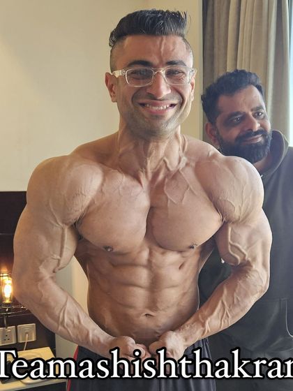 The Grind: Posing, Pushing & Perfecting photo 86