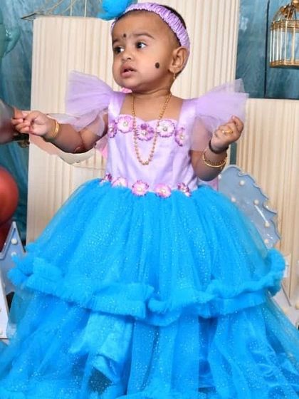 Label Thanmaye - Custom Designer Wear for Women & Kids Family & Sibling Twinning photo 24