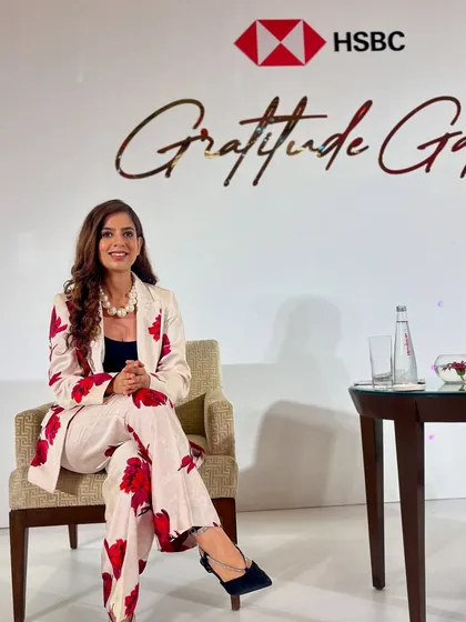 A solo shot from the HSBC Gratitude Gala. The stage was set for an evening of inspiration and heartfelt stories.