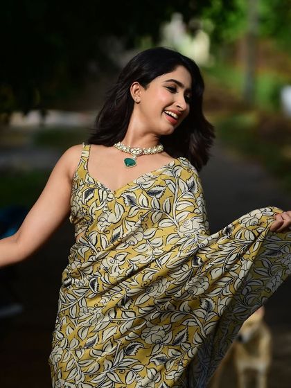 Velvet Box By Vyshnavi - Bridal & Event Jewellery Styling Elegant Styles for Guests & Grooms photo 25