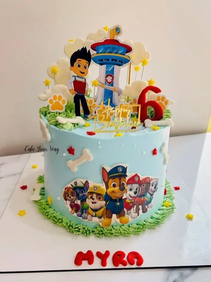 Another PAW-some cake, this time for Myra's 6th birthday, featuring Ryder and the whole pup squad at the lookout tower.