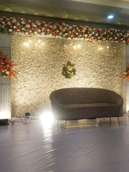 Elegant Reception & Engagement Decor photo 3