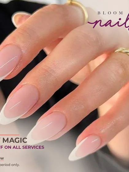 Another perfect example of a timeless, elegant French manicure on beautiful long nails.