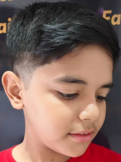 Sharp Haircuts for Men & Kids photo 34