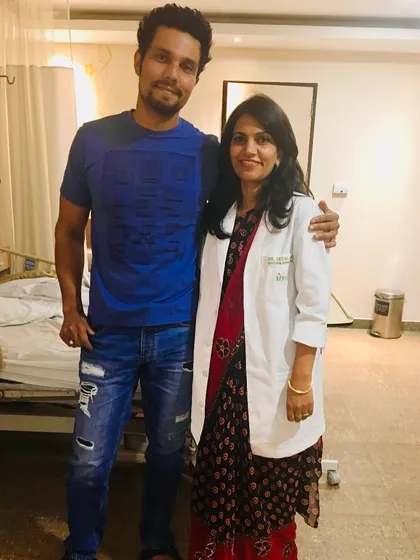Another photo from my consultation with Randeep Hooda. My goal is to make healthy eating accessible and manageable for everyone.