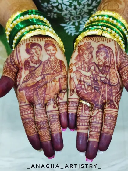 The fully developed, dark stain of the couple and deity portraits. The contrast is stunning, and this is the long-lasting color every bride hopes for.