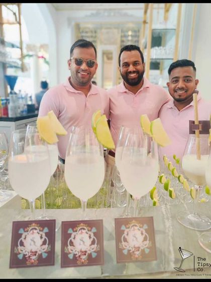 Signature Cocktails & Presentation photo 27