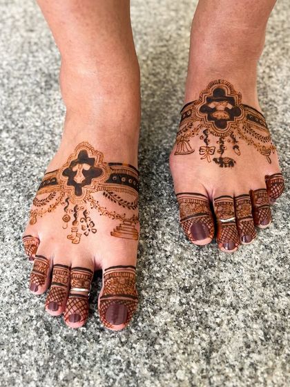 Lotus Mehendi Arts - Bridal & Occasion Mehendi Artistry for Feet photo 5
