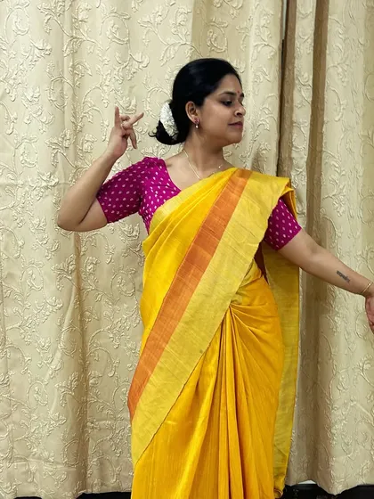 Another pose for Shailaputri on the first day of Navratri. The expression and posture here convey a sense of gentle grace and divine beauty associated with the goddess.