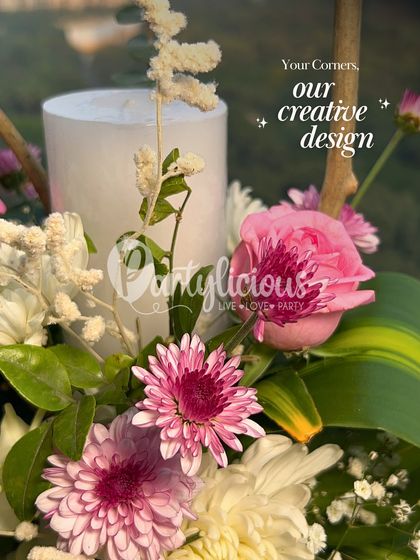Finishing Touches: Florals, Tables & Gifting photo 5