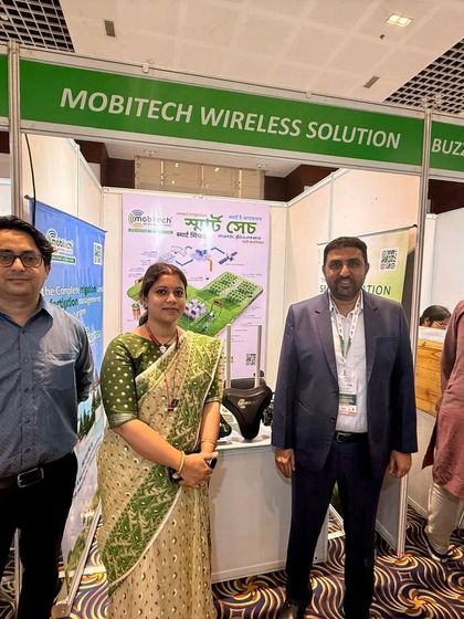 Our team with visitors at the LEATS 2025 expo in Kolkata.