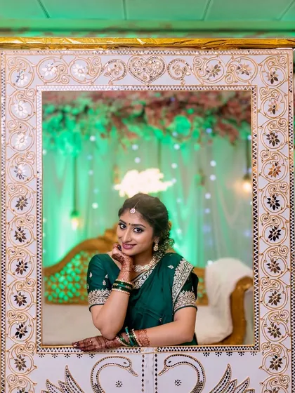 This engagement look is all about fresh, romantic beauty. I used a soft color palette and created a dewy finish, framed perfectly for a memorable photo, to celebrate the start of a new journey.
