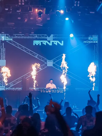 Bringing the heat to Illuzion Hyderabad with a full pyro setup. My shows are about big energy, big visuals, and a sound that fills the entire room.