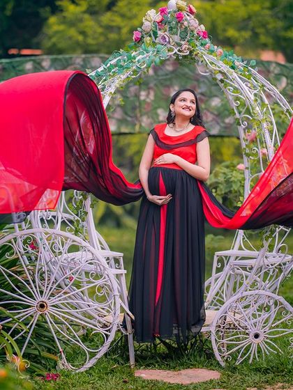 Firos Photography - Maternity & Family Photography Maternity Portraits: Celebrating Motherhood photo 4