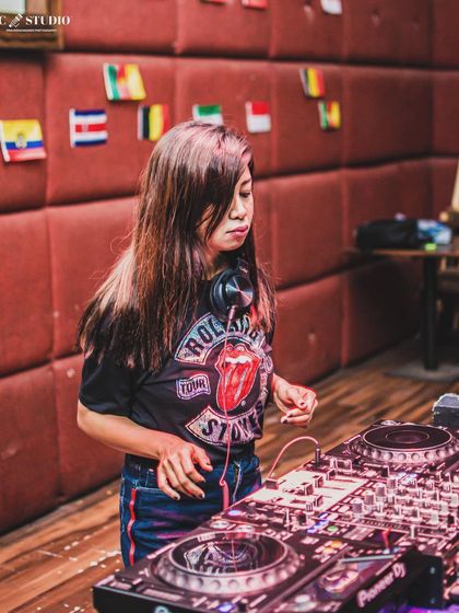 Rash - Bollywood & Commercial DJ High-Energy Club Nights photo 31