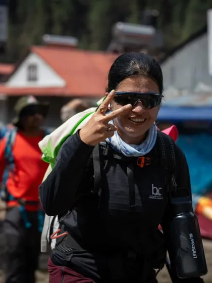 Lt. Col. Pooja Nautiyal, a serving army officer, all smiles on her way to the Everest Base Camp. She successfully summited, showcasing the incredible discipline and spirit of the Indian Army.