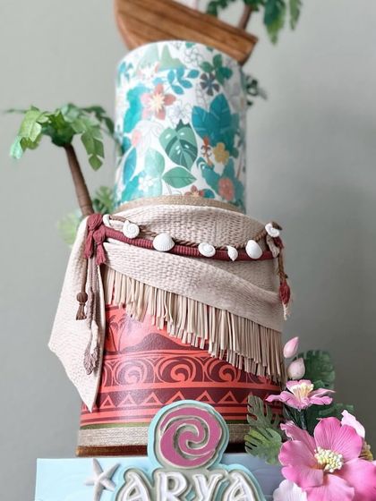 Cakenest - Online Baking & Business School Fun Themed & Character Cakes photo 13